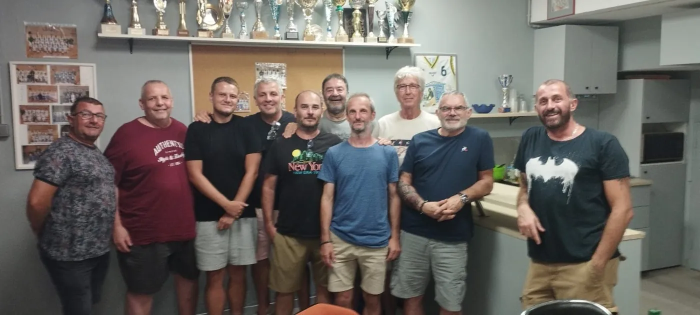 Les bénévoles du bureau du club